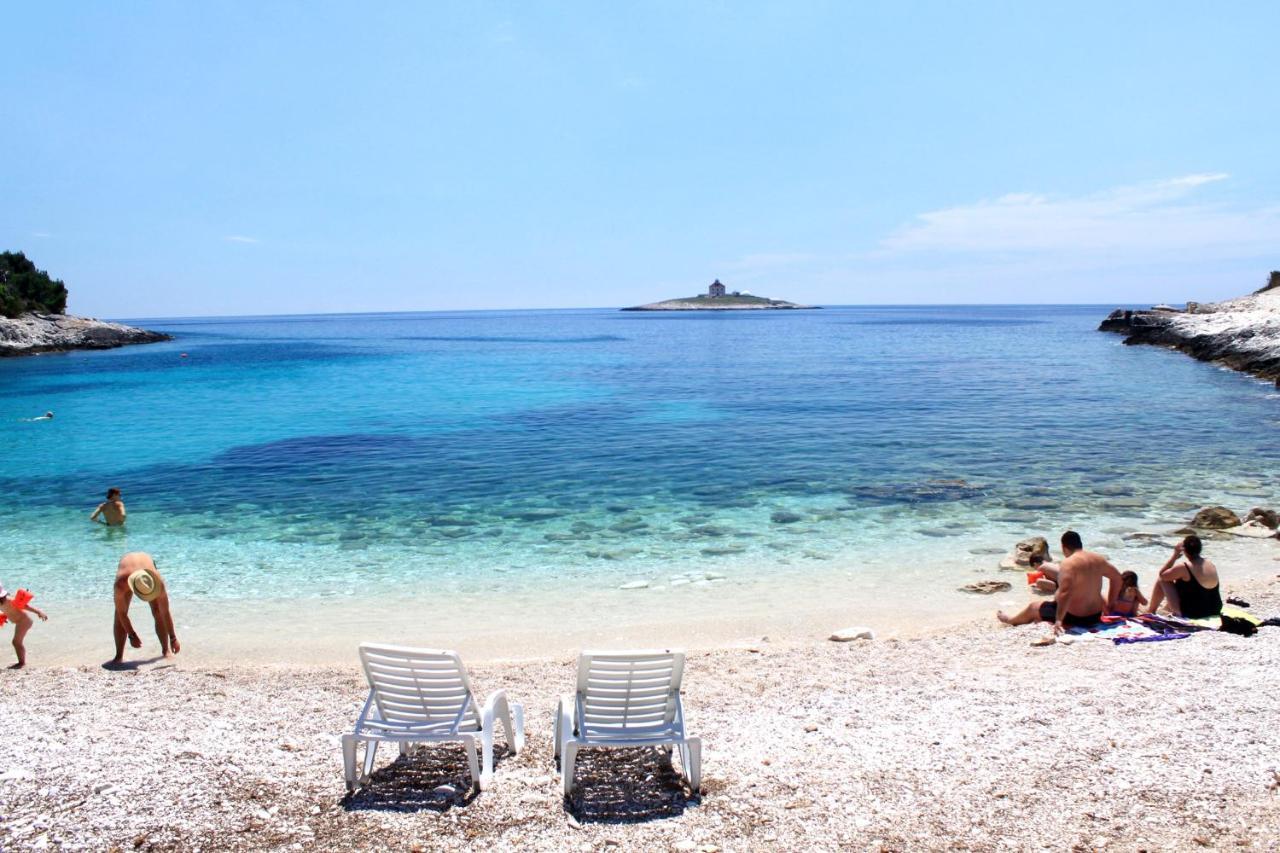 Apartments By The Sea Hvar - 10430 Хвар Екстериор снимка