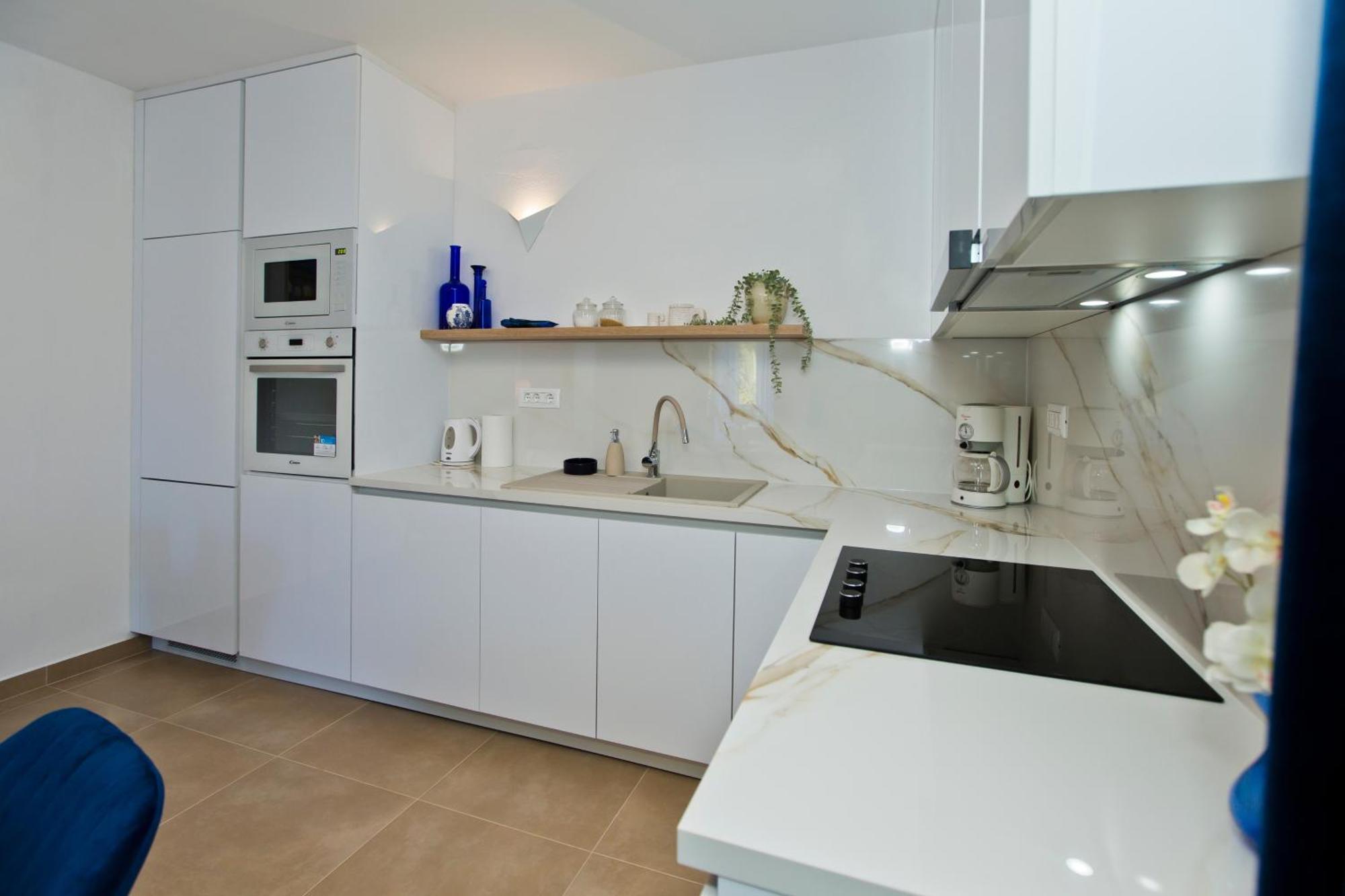 Apartments By The Sea Hvar - 10430 Хвар Стая снимка