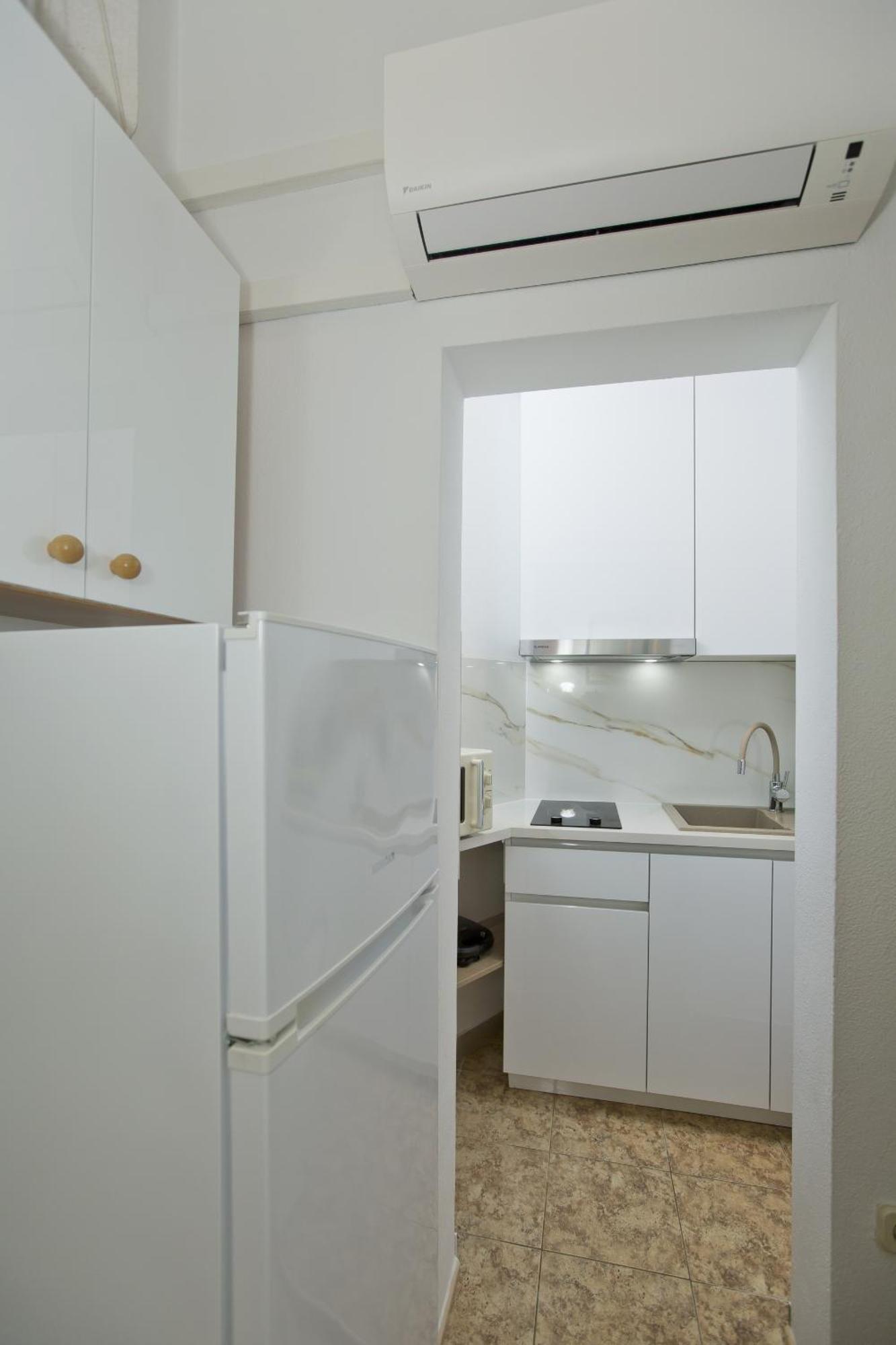 Apartments By The Sea Hvar - 10430 Хвар Екстериор снимка